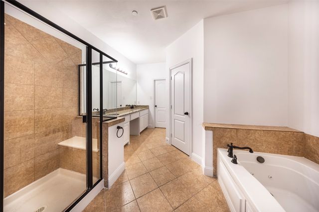 2500 Rockbrook Drive A77, Lewisville, TX 75067