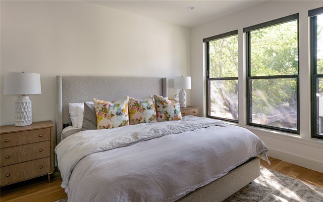 4515 Elsby Avenue, Dallas, TX 75209