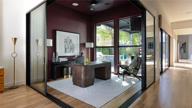 4515 Elsby Avenue, Dallas, TX 75209