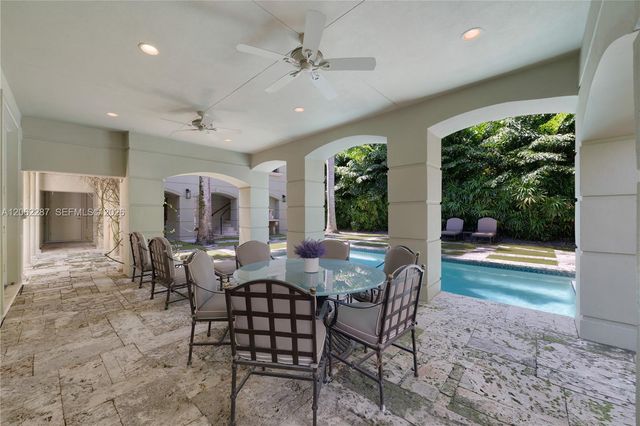 3460 S Moorings Way, Miami, FL 33133