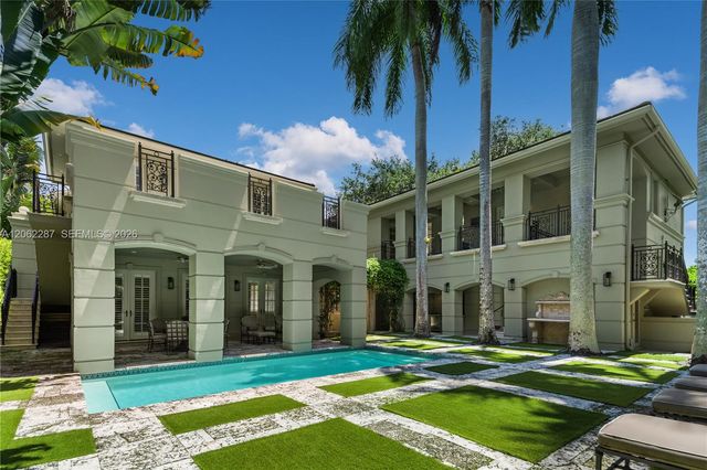 3460 S Moorings Way, Miami, FL 33133