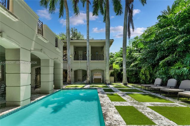 3460 S Moorings Way, Miami, FL 33133