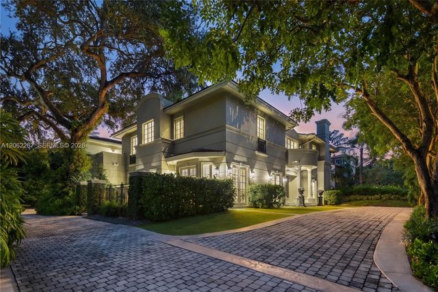 3460 S Moorings Way, Miami, FL 33133