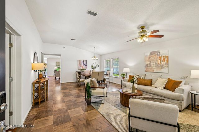 11269 BELMONT OAKS Drive, Jacksonville, FL 32220