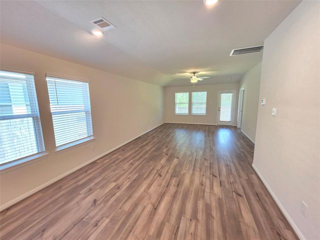221 Harper Ridge Drive, Conroe, TX 77316