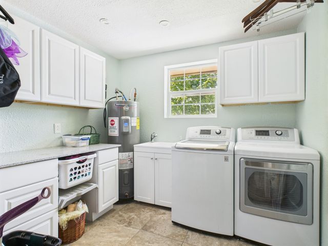 853 Pratt Road, Red Oak, TX 75154