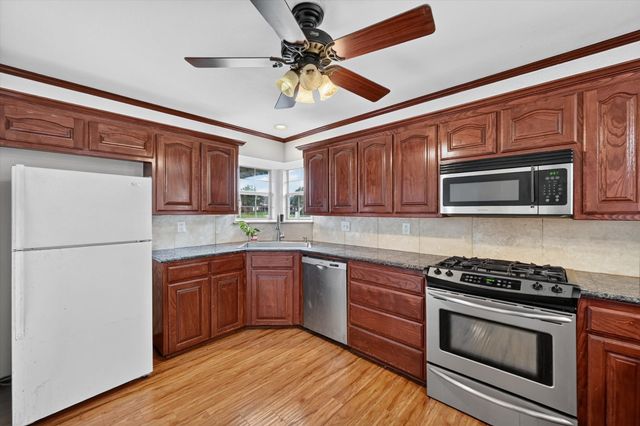 11112 Prairie Lakes Lane, Forney, TX 75126