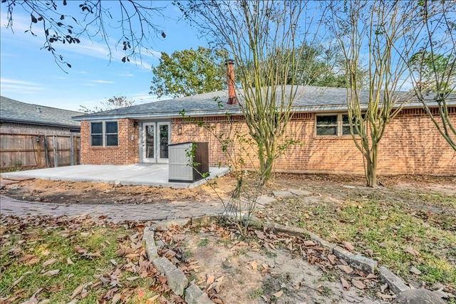 1403 Newport Boulevard, League City, TX 77573