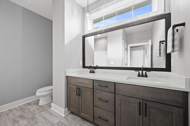 W130N11907 Harvest RIDGE, Germantown, WI 53022