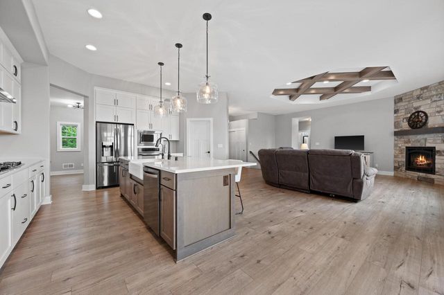 W130N11907 Harvest RIDGE, Germantown, WI 53022