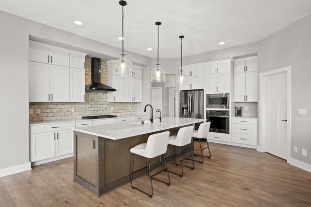 W130N11907 Harvest RIDGE, Germantown, WI 53022