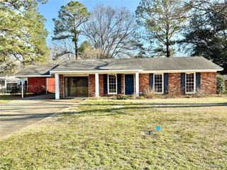 6 Glendale Drive, Selma, AL 36701