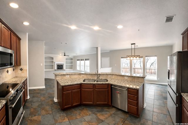 15603 Luna Ridge, Helotes, TX 78023