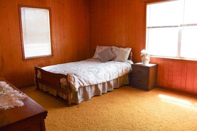 308 N Cottonbelt Avenue, Gustine, TX 76455