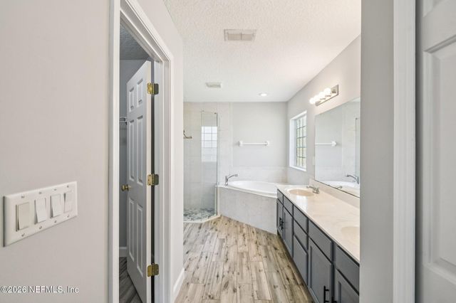 2615 BENTSHIRE Drive, Jacksonville, FL 32246