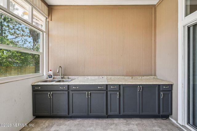 2615 BENTSHIRE Drive, Jacksonville, FL 32246