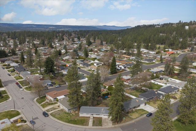 3238 W Holyoke Ave, Spokane, WA 99208