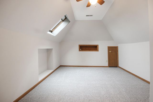 12511 W 101st Place, St. John, IN 46373