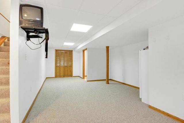 12511 W 101st Place, St. John, IN 46373