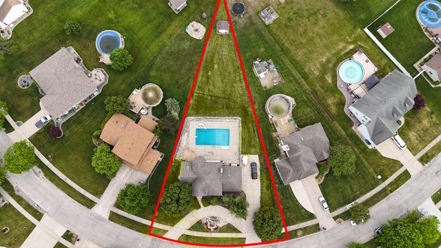 12511 W 101st Place, St. John, IN 46373