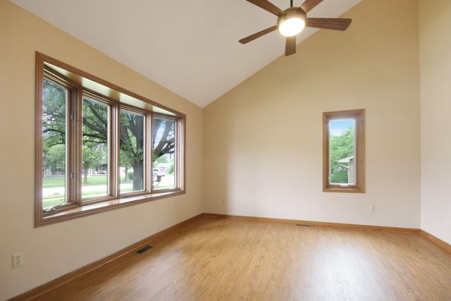 12511 W 101st Place, St. John, IN 46373