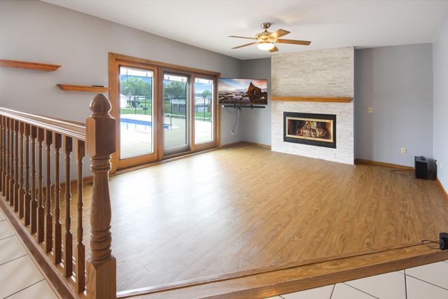 12511 W 101st Place, St. John, IN 46373
