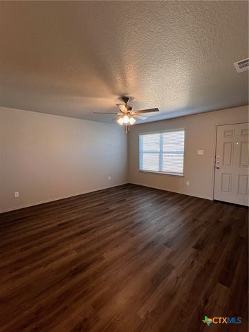 1614 Risen Star Lane B, Copperas Cove, TX 76522