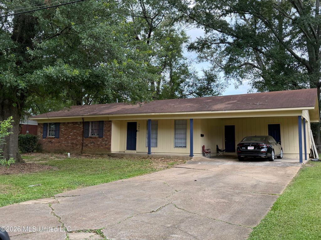 1954 Longwood Drive, Jackson, MS 39212