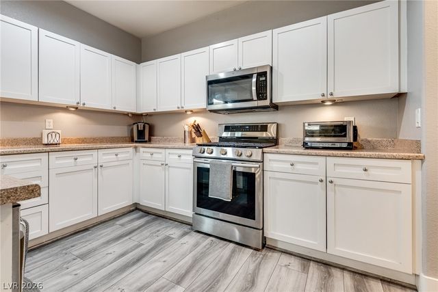 9421 Steeltree Street, Las Vegas, NV 89143