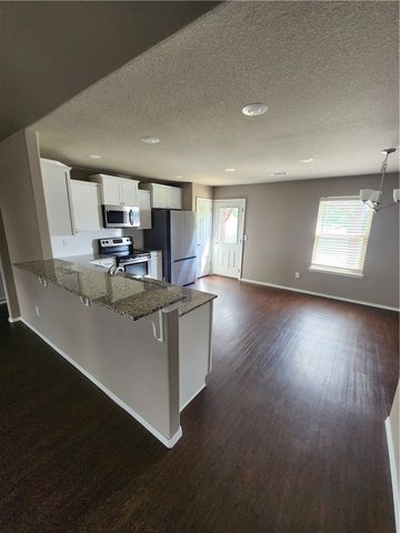 2607 Whispering Woods Court, Lowell, AR 72745
