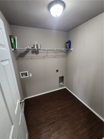 2607 Whispering Woods Court, Lowell, AR 72745