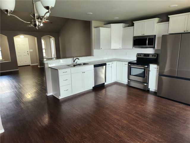 2607 Whispering Woods Court, Lowell, AR 72745
