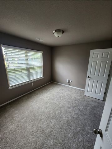 2607 Whispering Woods Court, Lowell, AR 72745