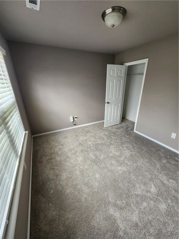 2607 Whispering Woods Court, Lowell, AR 72745