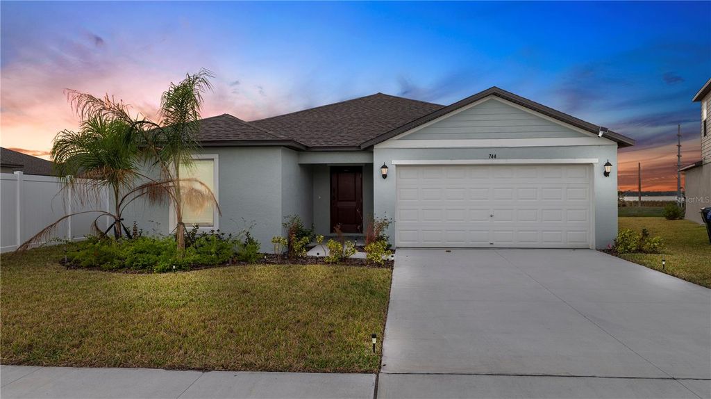 744 OSPREY ROOST DRIVE, Lakeland, FL 33801