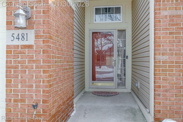 5481 Greenway Drive 79, Trenton, MI 48183
