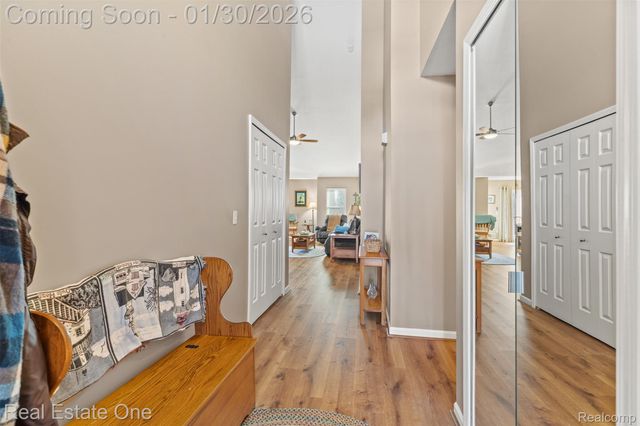 5481 Greenway Drive 79, Trenton, MI 48183