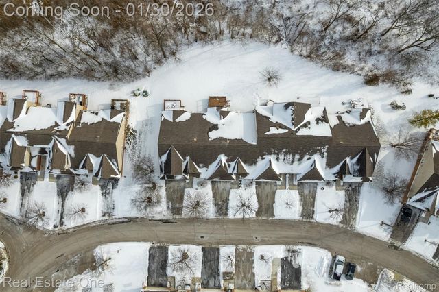 5481 Greenway Drive 79, Trenton, MI 48183