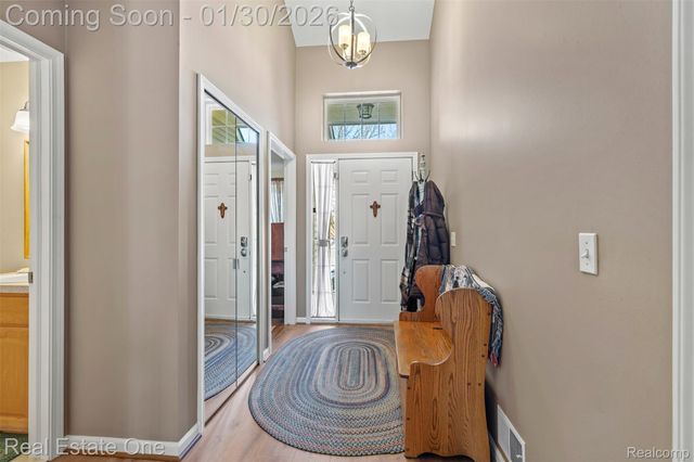 5481 Greenway Drive 79, Trenton, MI 48183