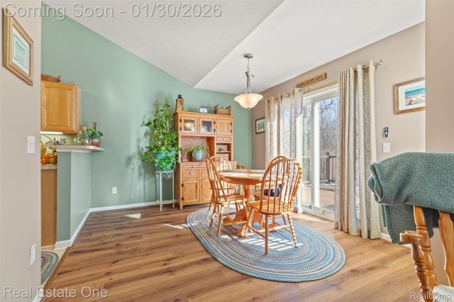 5481 Greenway Drive 79, Trenton, MI 48183