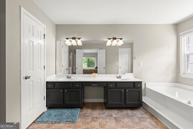 13624 Weycroft Circle, Alpharetta, GA 30004