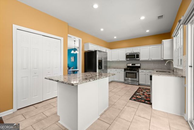 13624 Weycroft Circle, Alpharetta, GA 30004