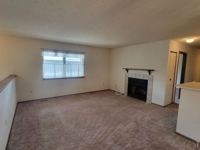 1045 Delta Dr F, Lafayette, CO 80026