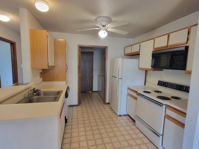 1045 Delta Dr F, Lafayette, CO 80026