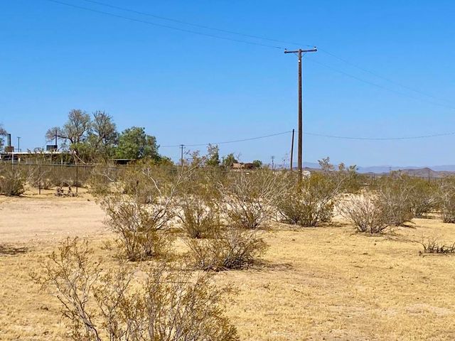 4225 Benji Avenue, Joshua Tree, CA 92252