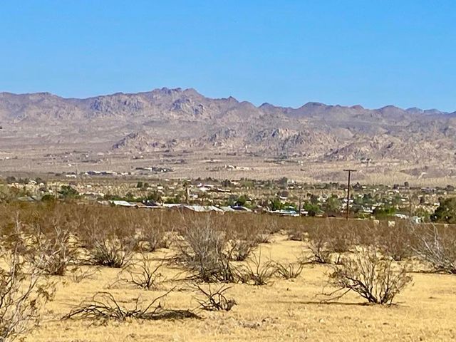 4225 Benji Avenue, Joshua Tree, CA 92252