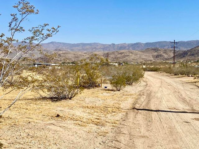 4225 Benji Avenue, Joshua Tree, CA 92252
