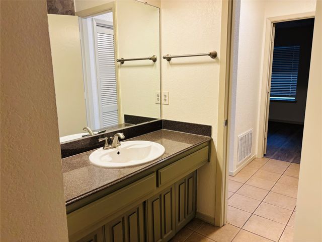9928 Camfield Avenue, Frisco, TX 75033