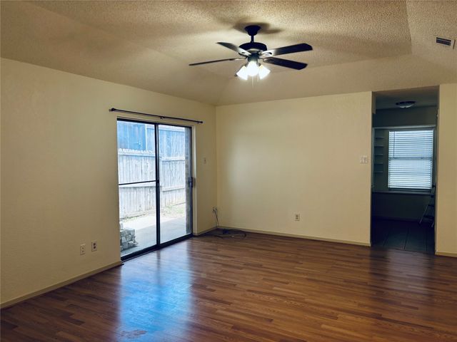 9928 Camfield Avenue, Frisco, TX 75033