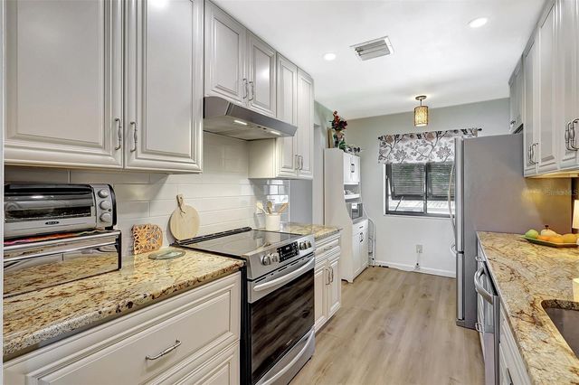 4646 LONGWATER CHASE 98, Sarasota, FL 34235